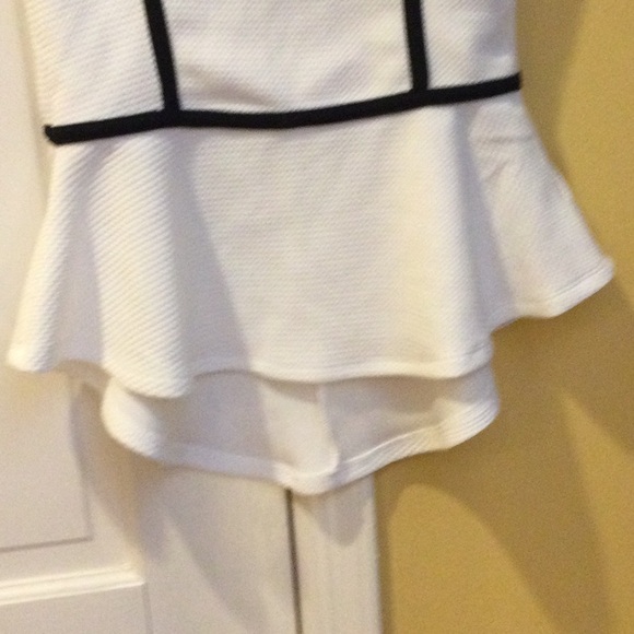 BCX white and black tank top,xs - Picture 3 of 7